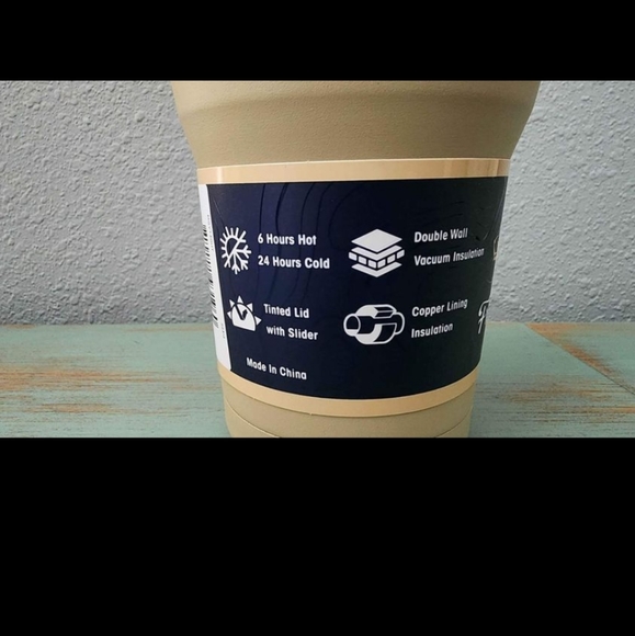 NEW "Try that in my Hometown " Yukon Buc-ees tumbler - Picture 5 of 8